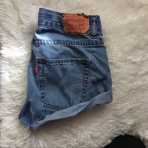 VINTAGE Levi Shorts